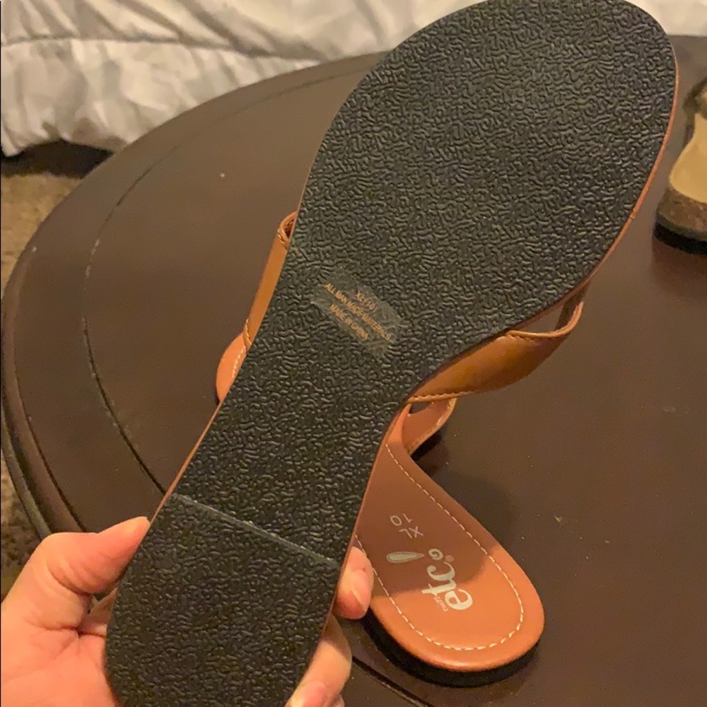 Sandals - Picture 4 of 4